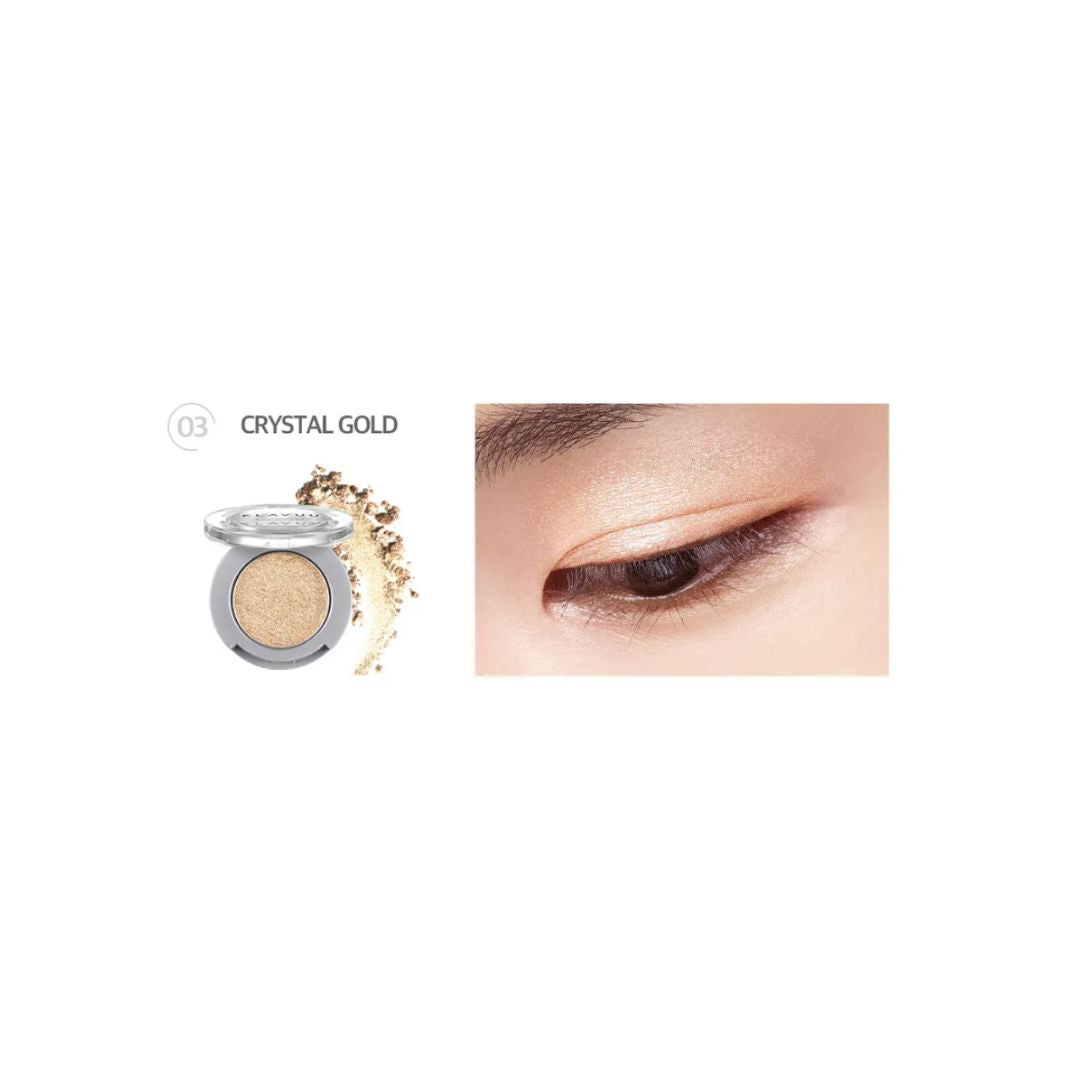 Klavuu Urban Pearlisation Sparkle Eyeshadow in Crystal Gold, featuring shimmering gold eyeshadow with a radiant finish.