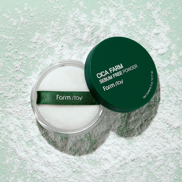 Farmstay Cica Farm Sebum Free Powder, 5g setting powder with calming ingredients, in a compact container shown in the image.