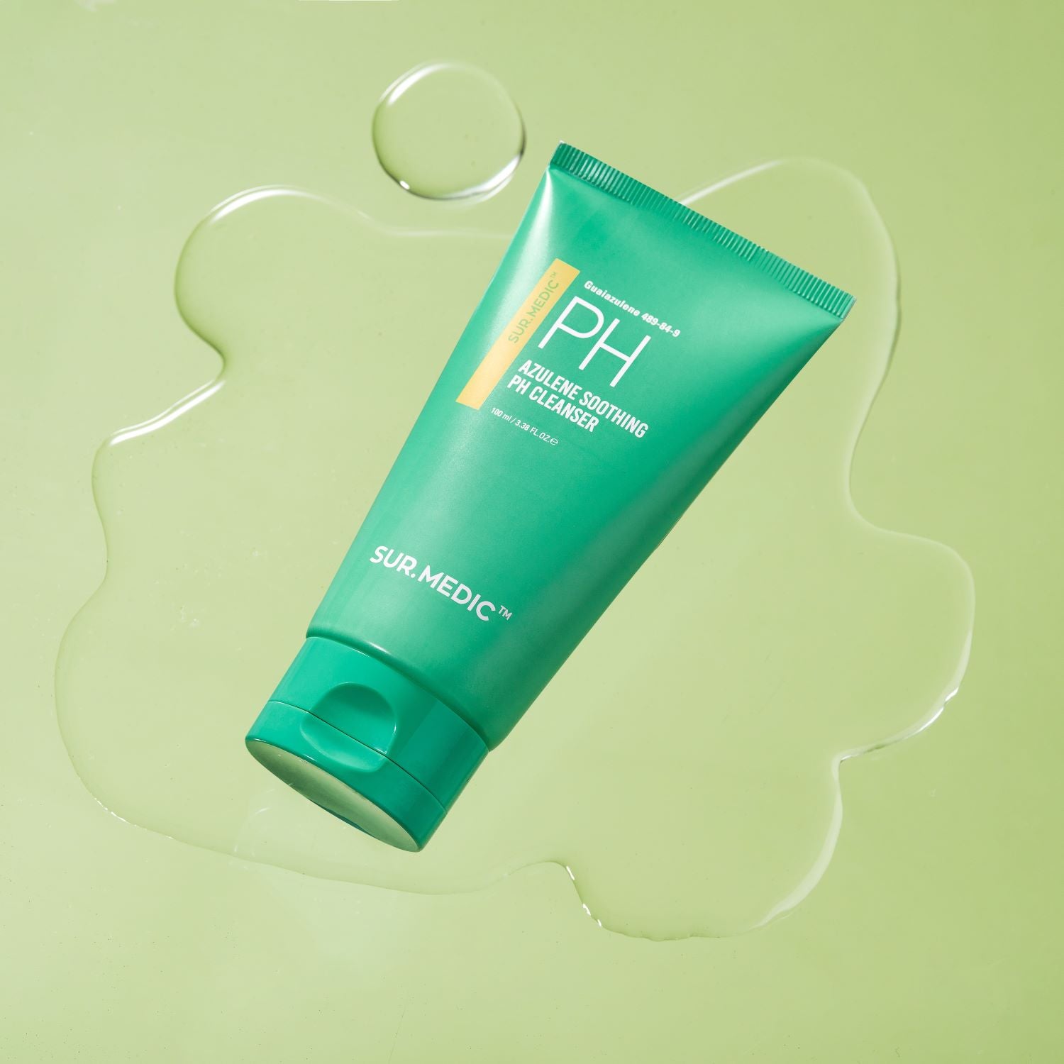 NEOGEN Sur.Medic X Dreamcatcher Ji U Hyeon Azulene soothing skincare set with calming creams and serums in sleek packaging.