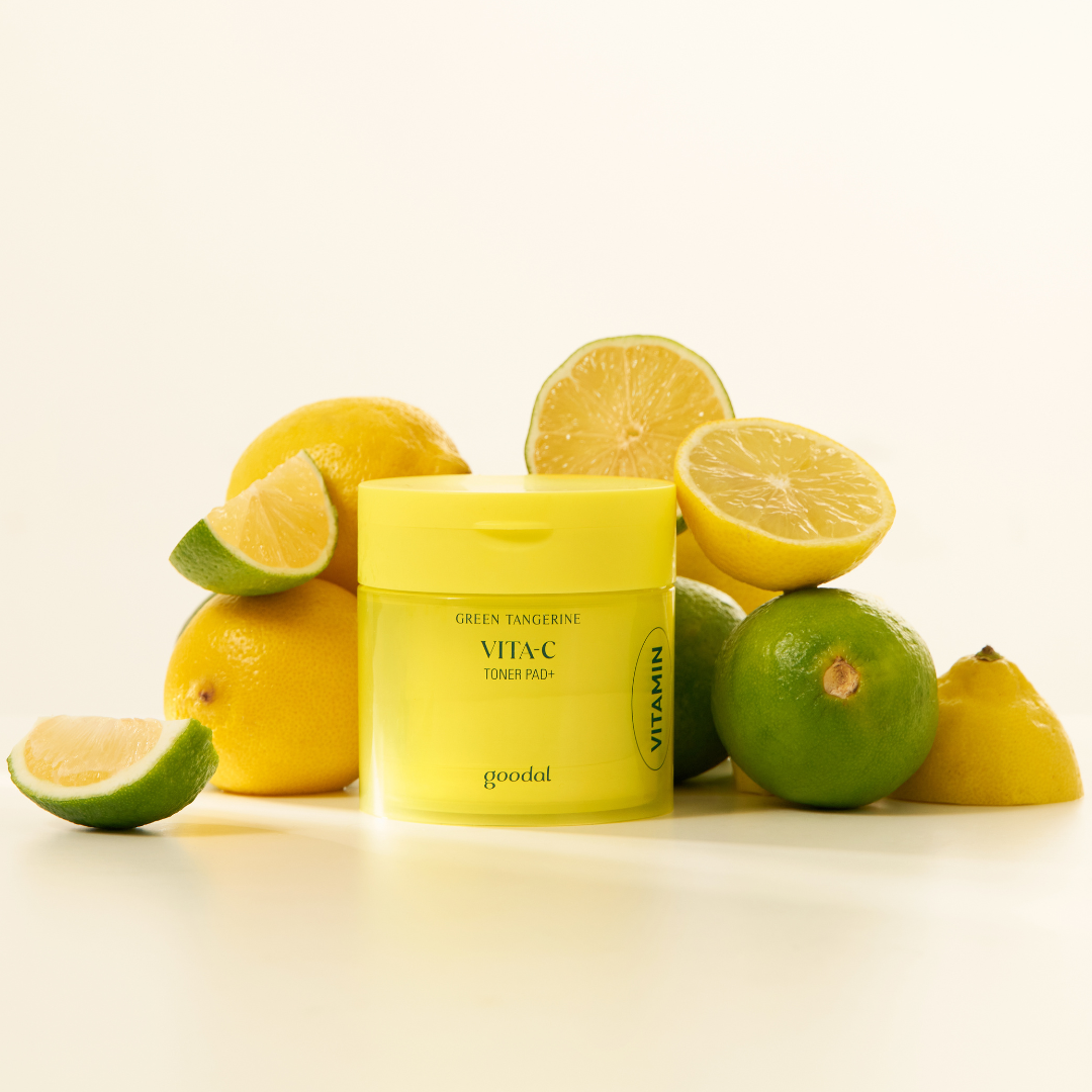 Goodal Green Tangerine Vita-C Dark Spot Care Pad toner pad with 70 pads for brightening and dark spot treatment.