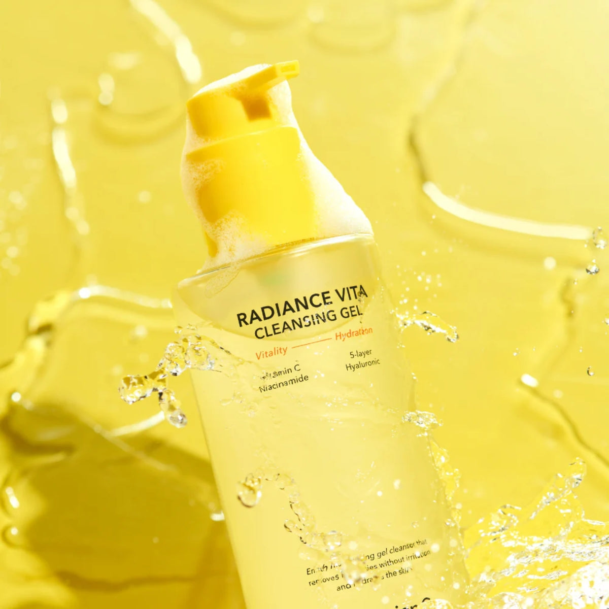 Cell Fusion C Radiance Vita Cleansing Gel 200ml with gel and foam texture, ideal for gentle facial cleansing and brightening.