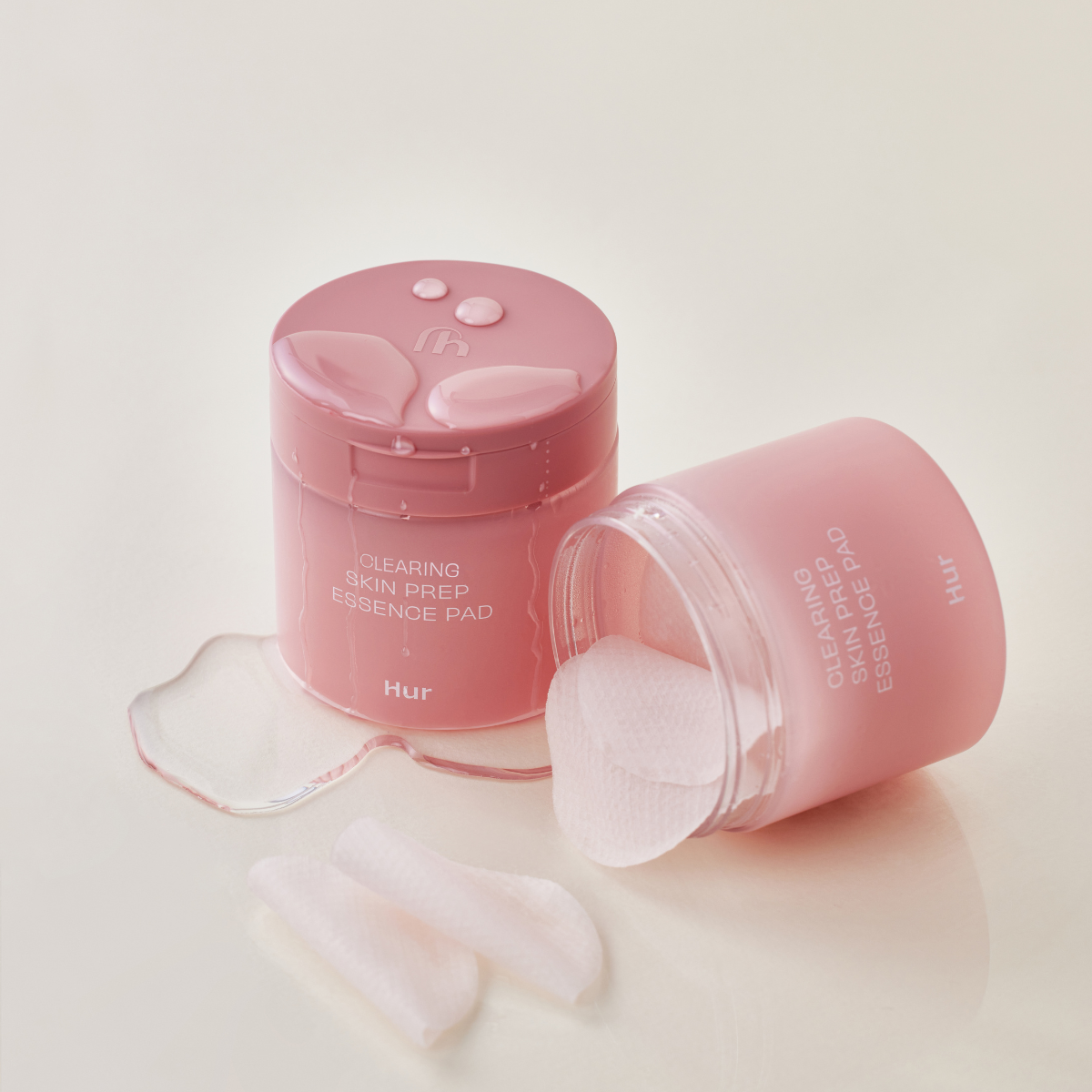 House of Hur Clearing Skin Prep Essence Pad, 70-piece toner pads for exfoliation and skin clarity, shown in a close-up image.