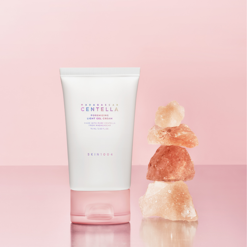display of the SKIN1004 poremizing light gel cream  with pink Himalayan salt next to the product