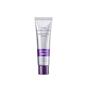 Missha Time Revolution Retinol 500 Shot Face Moisturizer in a 60ml jar, showcasing the creamy texture and luxurious packaging.