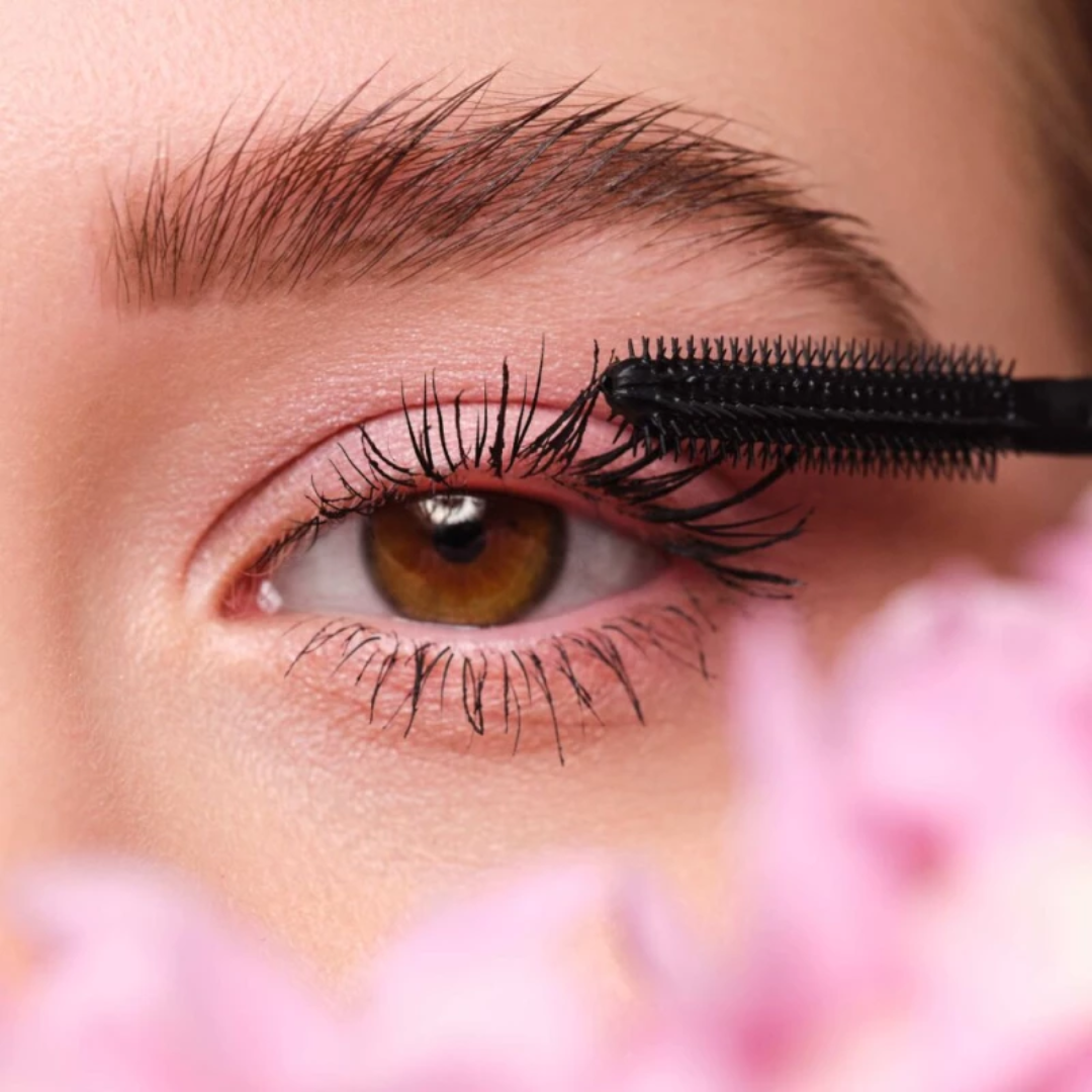 ARTDECO Wonder Lash Mascara tube with black brush and product label, showcasing the mascara's packaging and design.