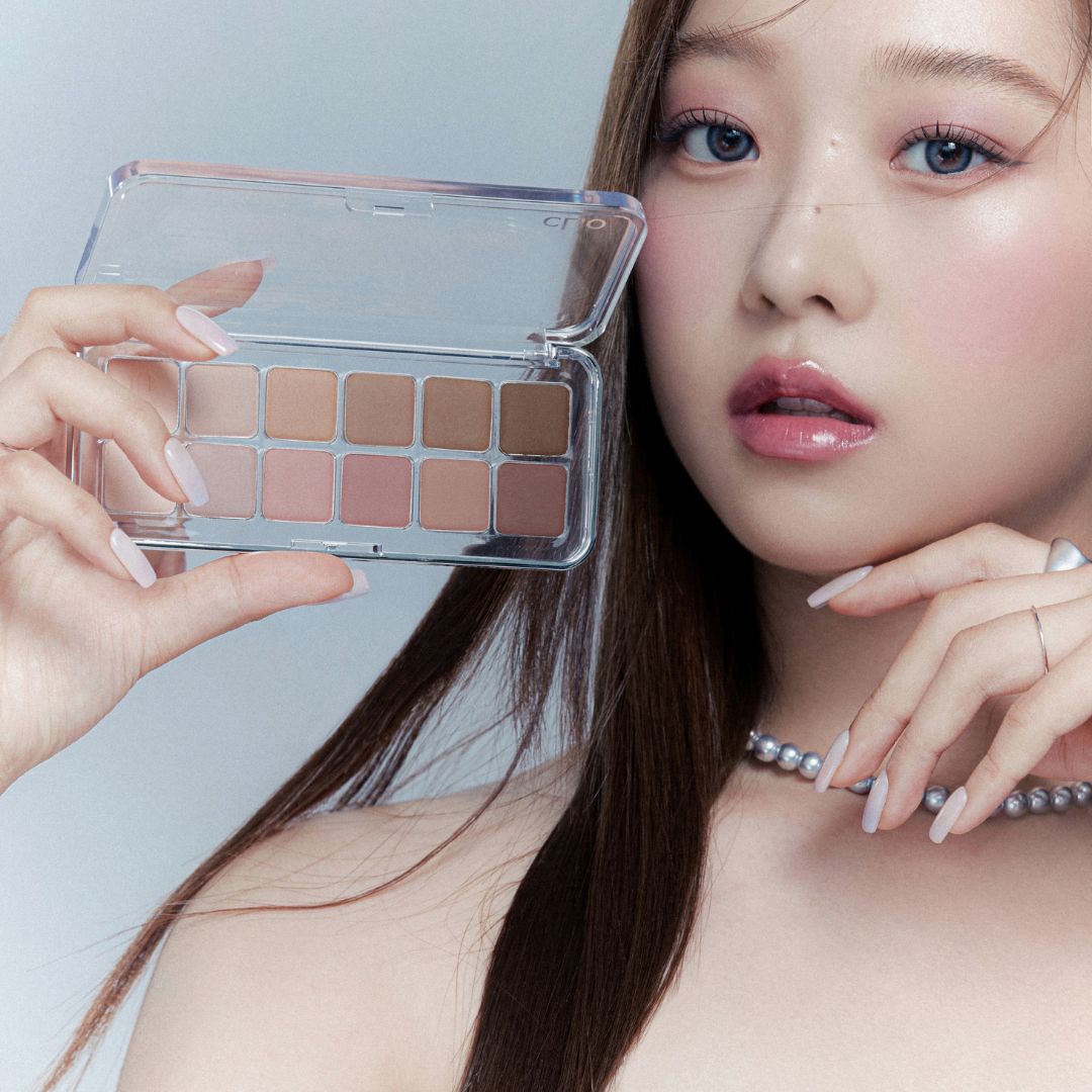 Clio Pro Eye Palette Air eyeshadow palette with neutral and shimmer shades, featuring a sleek compact design.