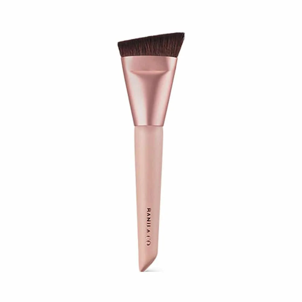 Banila Co Power Fit Foundation Brush for makeup application, featuring dense bristles and a sleek handle for smooth foundation blending.
