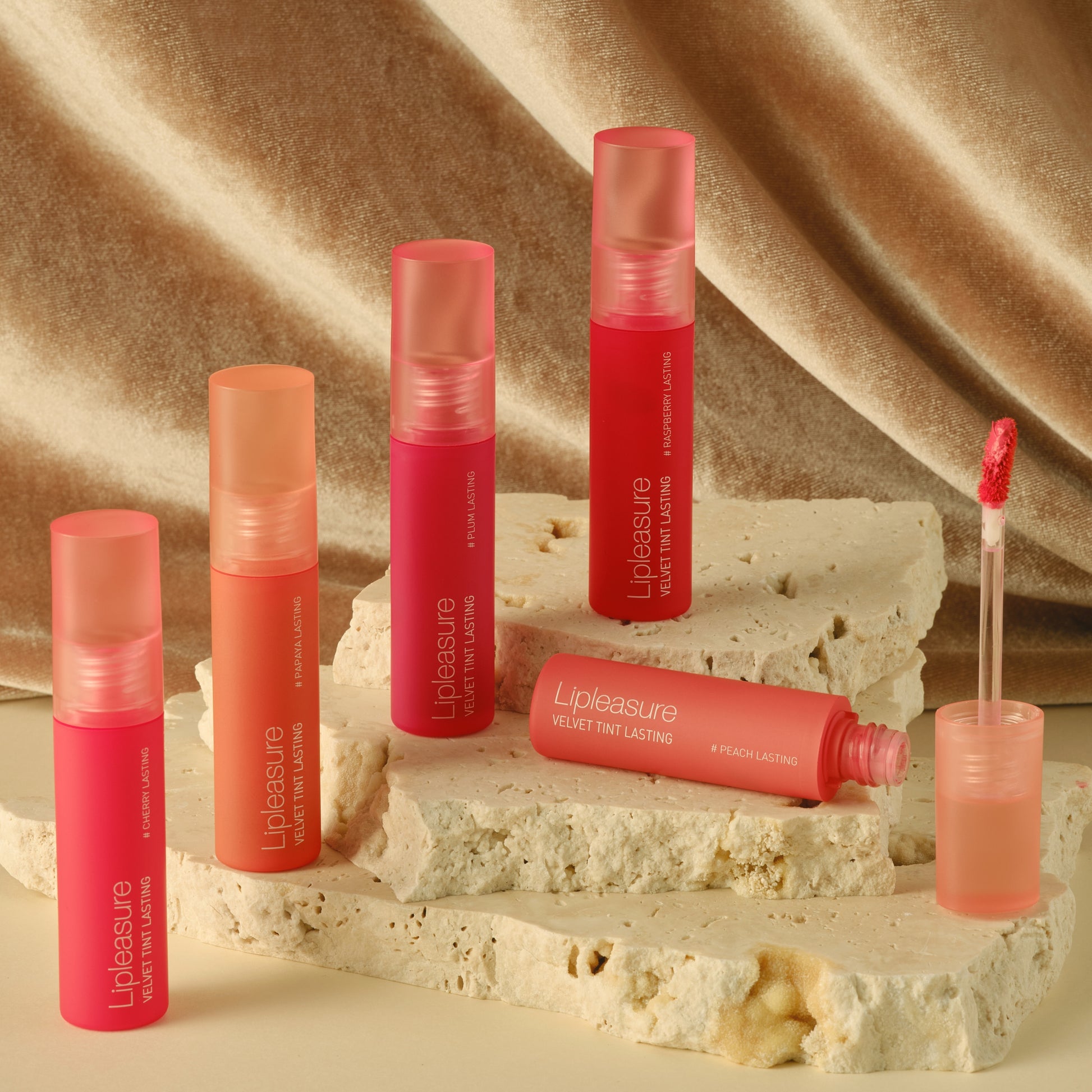 MAKEheal Lipleasure Velvet Tint Lasting lip tint with smooth, velvety finish displayed on lips in the image.