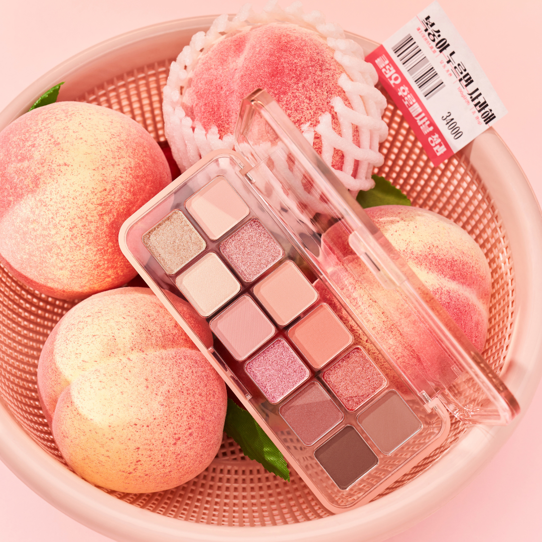 Clio Pro Eye Palette Air Every Fruit Grocery eyeshadow palette with colorful fruit-inspired shades and packaging design.