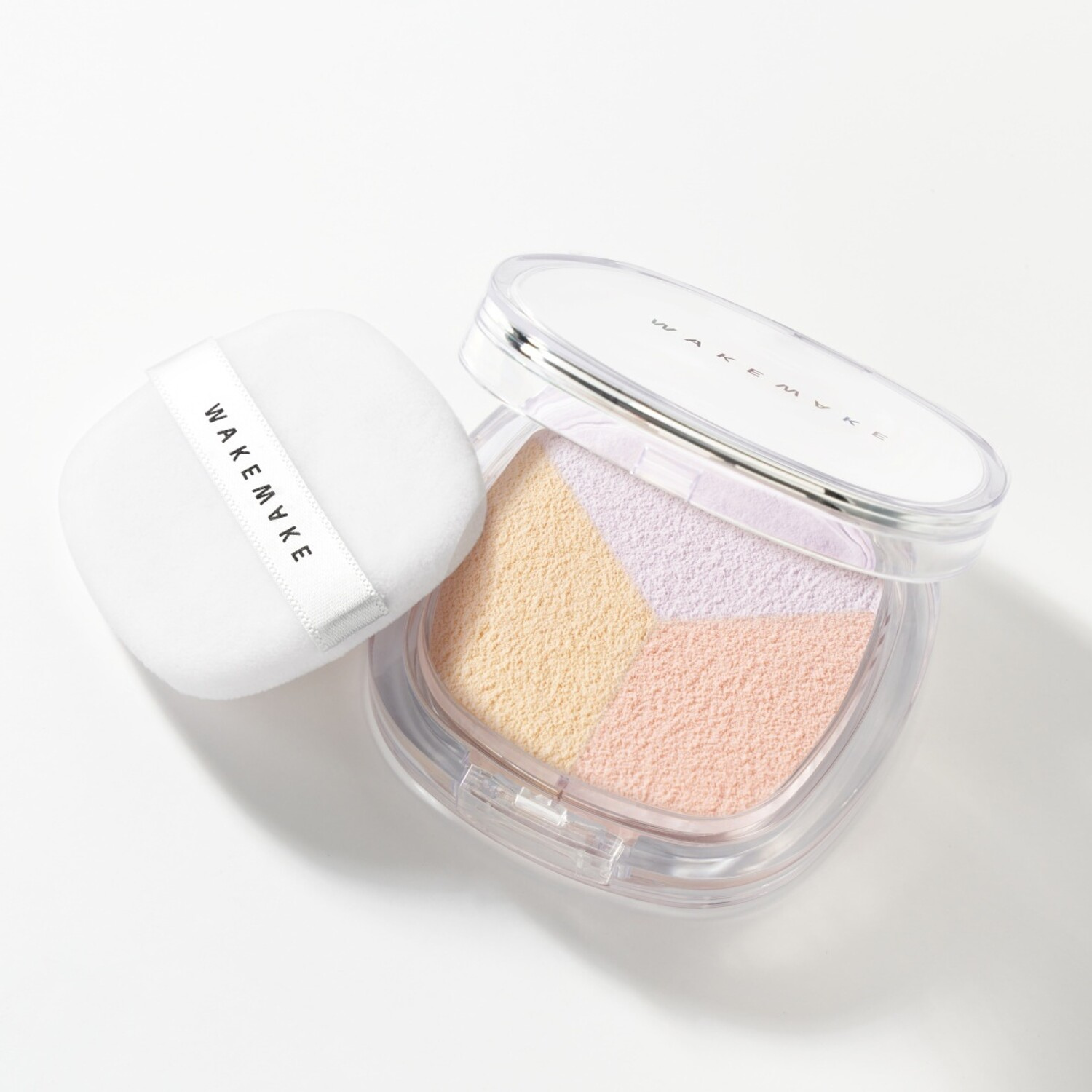 Wakemake Stay Fixer Multi Color Setting Powder in a compact, multi-shade powder for a matte finish and long-lasting makeup.