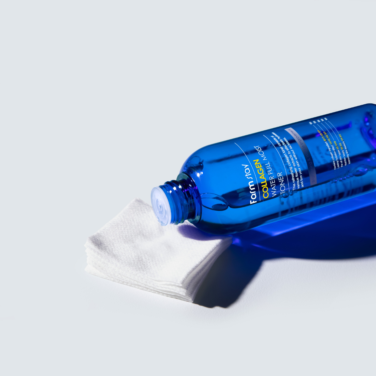 Farmstay Collagen Water Full Moist Toner 200ml  - La Cosmetique