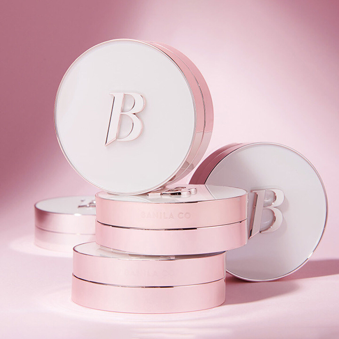 Banila Co Covericious Ultimate White Cushion Moisture foundation in a sleek compact with a mirror and applicator sponge.