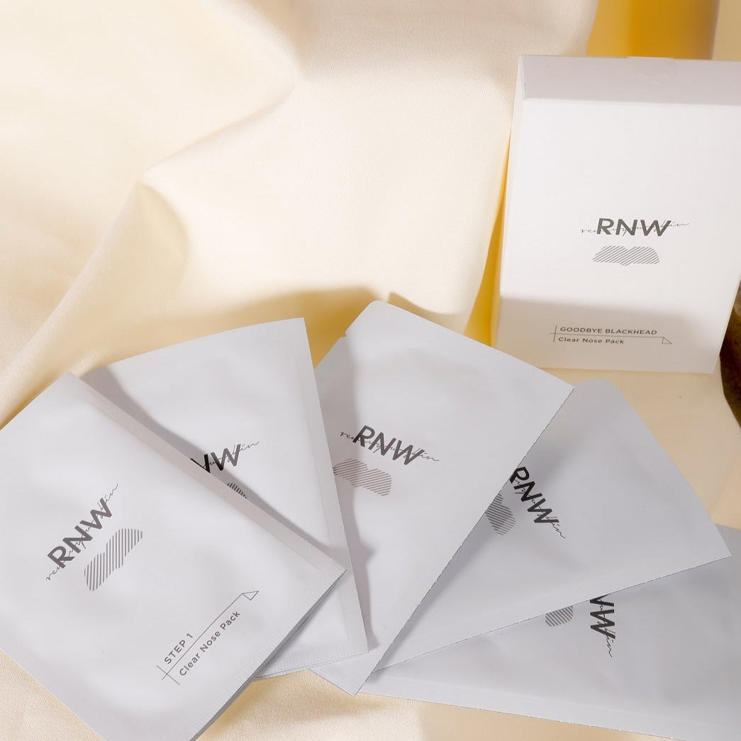 RNW 2 Step Clear Nose Pack exfoliant set showing nose strips and applicator for deep pore cleansing and blackhead removal.