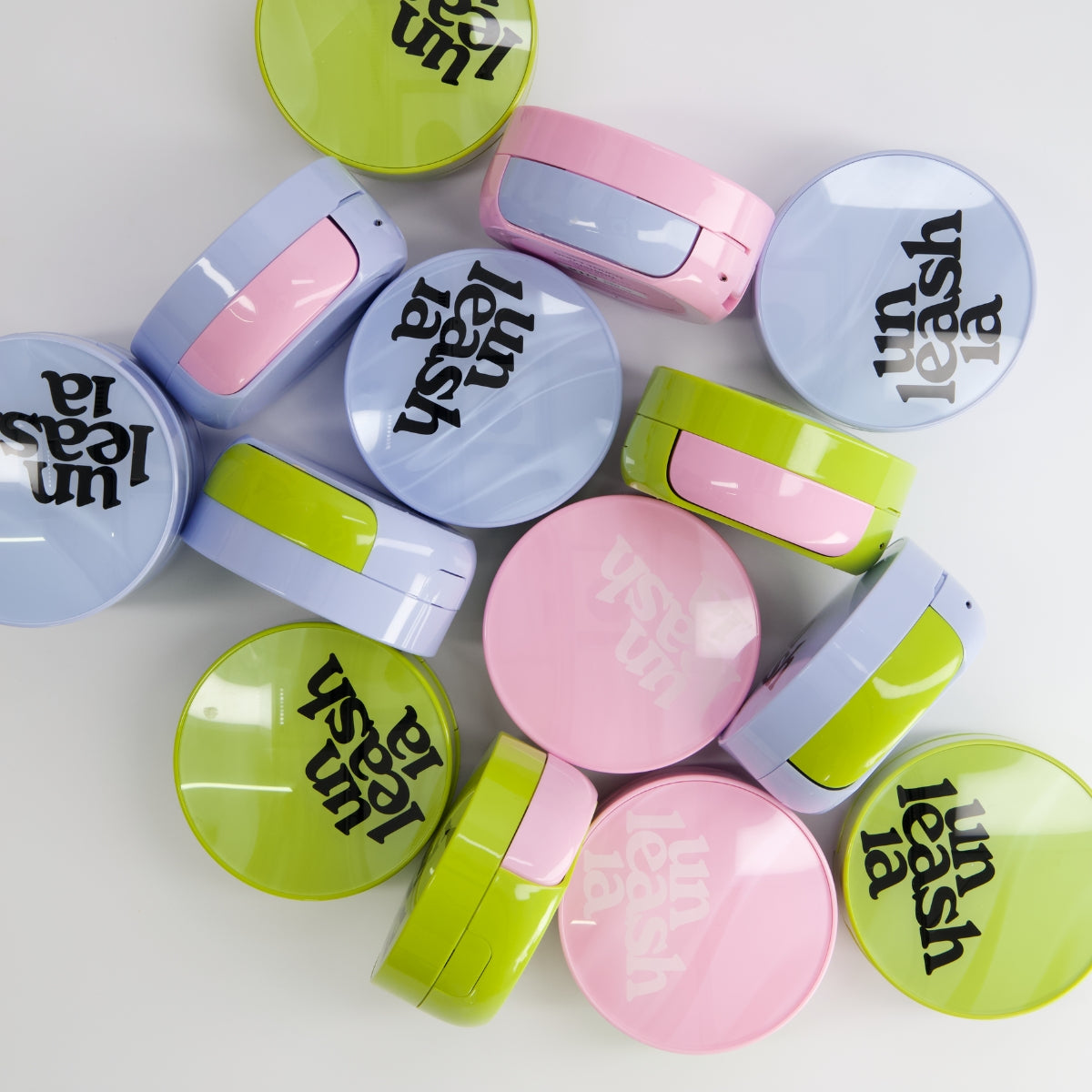 Unleashia Satin Wear Healthy-Green Cushion Foundation case with a sleek, satin green design for smooth, even application.