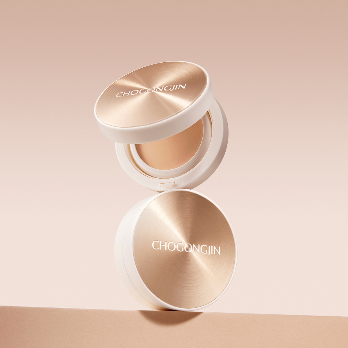 Chogongjin BB Pact 15g with two shades, compact BB cream for smooth, even skin coverage and natural finish.