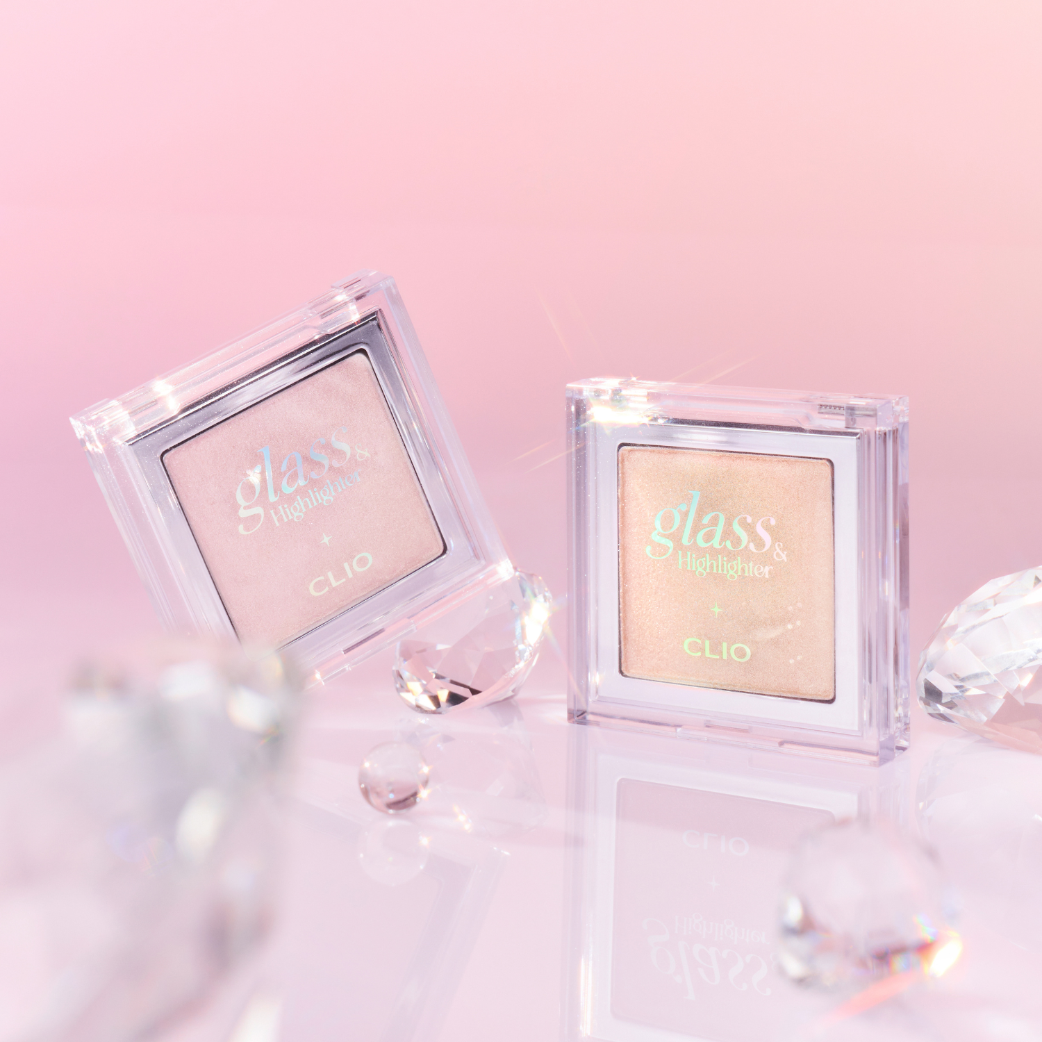 Clio Luxury Koshort Special Edition highlighter with glass finish, showcasing its sleek design and vibrant color palette.