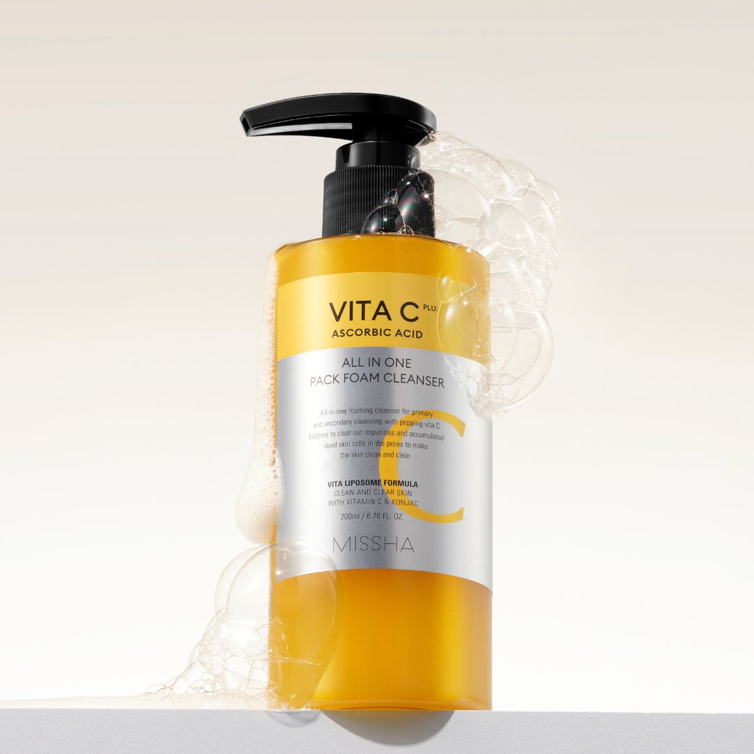 Missha Vita C Plus All In One Pack foam cleanser in 200ml gel and foam cleanser bottle with bright packaging.