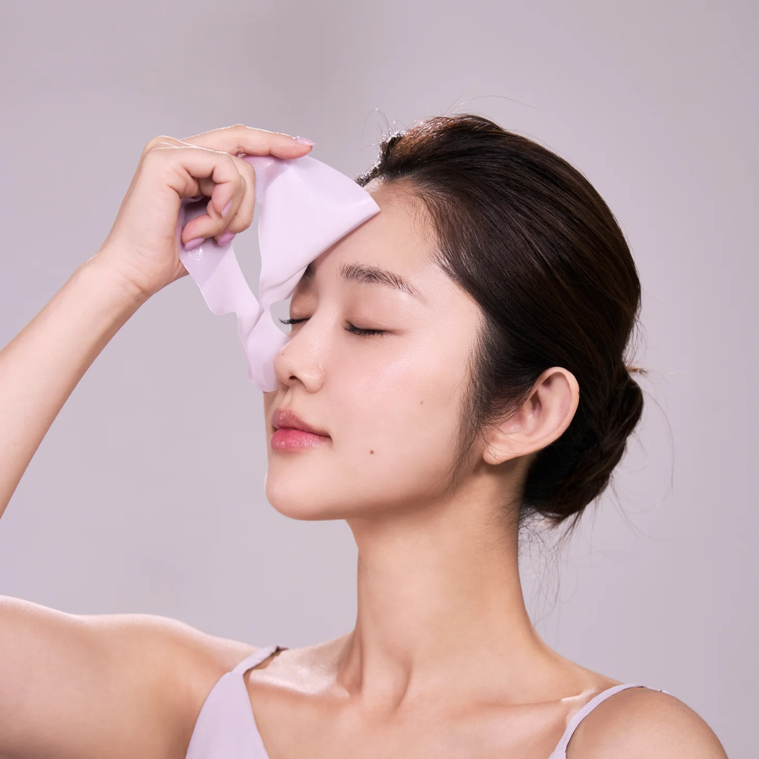 Luvum Slow Aging Phyto Collagen Sheet Mask set of 5, hydrating facial masks for anti-aging skincare.