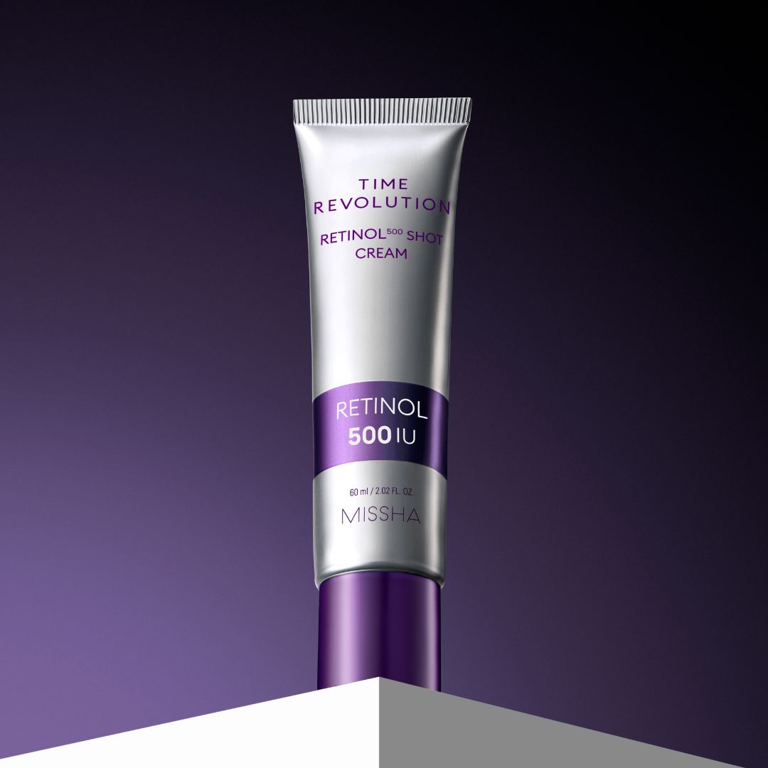 Missha Time Revolution Retinol 500 Shot Face Moisturizer in a 60ml jar, showing the cream texture and packaging.