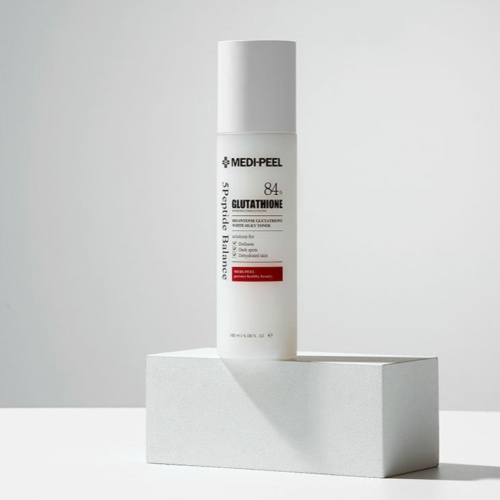 MEDIPEEL+ Bio-Intense Glutathione White Silky Toner 180ml showing the clear bottle with white toner and label details.