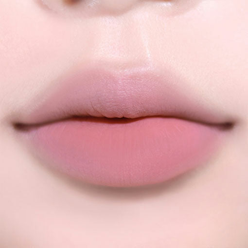 Colorgram All In One Over-Lip Maker lip liner pencil with a sleek design, perfect for defining and enhancing lip contours.