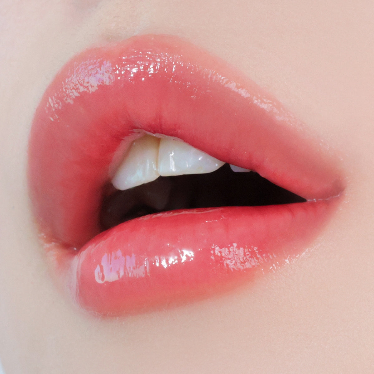 Sisua by Unleashia Berry Shot Lip Tint in a sleek tube, featuring a vibrant berry shade and applicator brush for easy application.