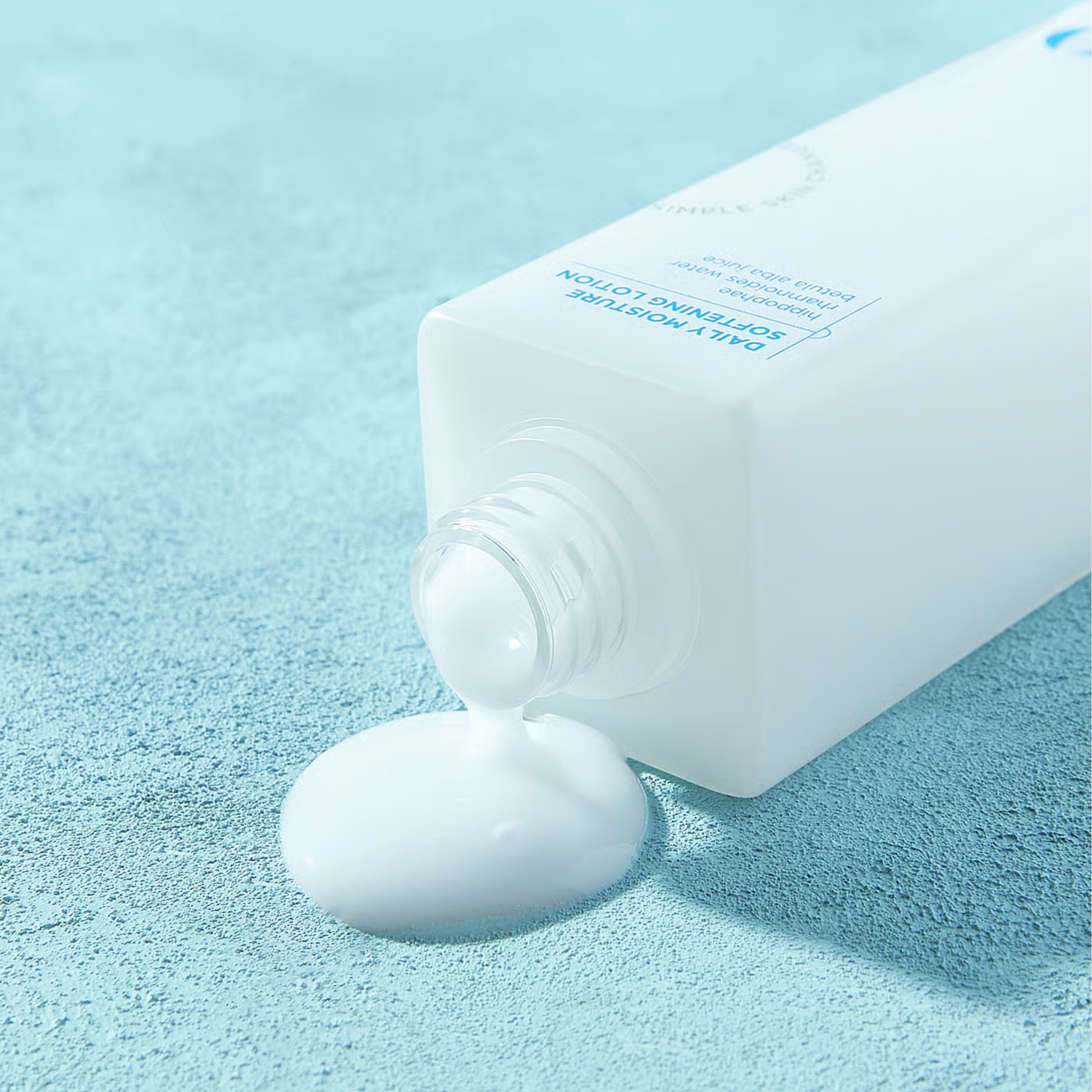 ILSO Daily Moisture Softening Lotion 150ml face moisturizer bottle with a white pump dispenser and soft label design