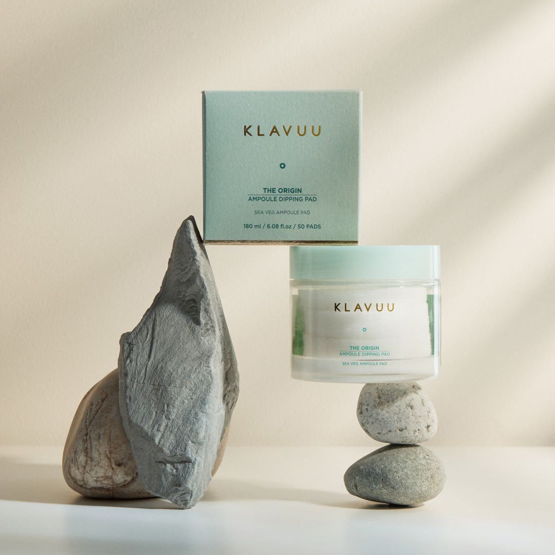 Klavuu The Origin Ampoule Dipping Pad 50pcs, toner pads for skincare with a soft, absorbent texture and elegant packaging.