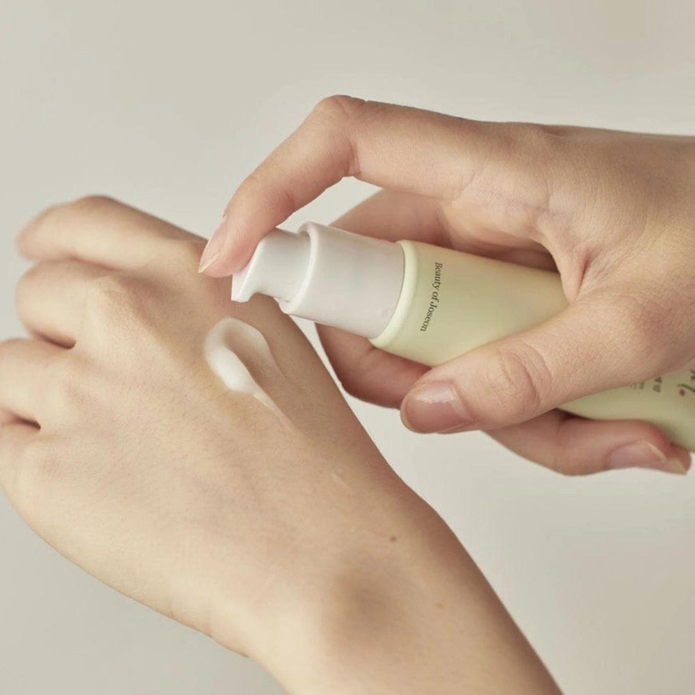 Beauty of Joseon Light On Serum Centella and Vit C in 30ml bottle, nourishing serum with natural ingredients for radiant skin.