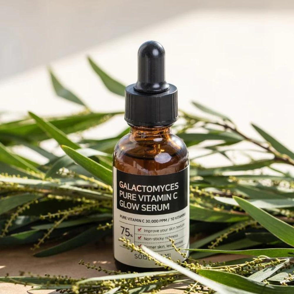 Some By Mi Galactomyces Pure Vitamin C Glow Serum 30ml bottle with clear label and serum dropper cap, ready for skincare use.