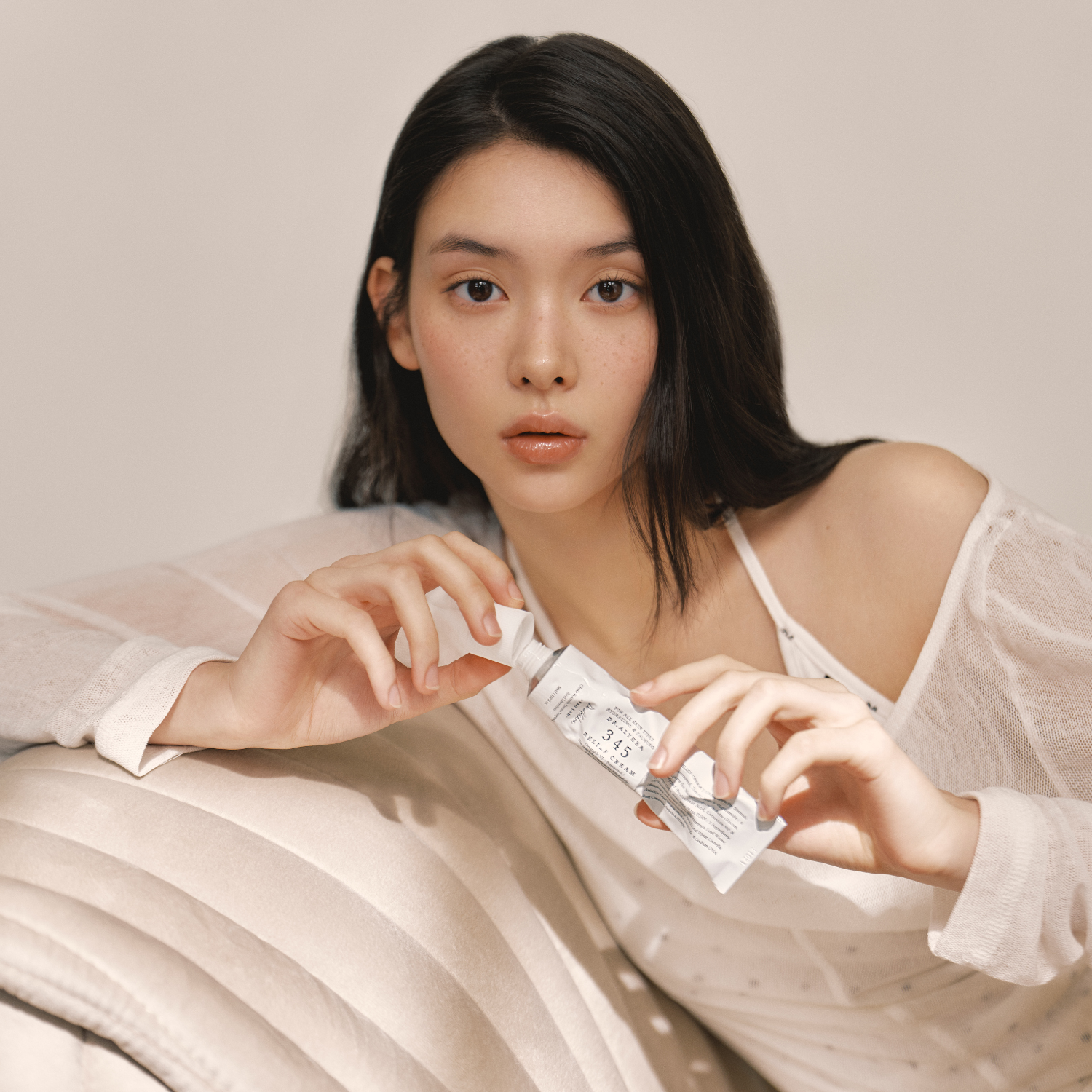 Dr. Althea 345 Relief Cream face moisturizer in a 50ml jar, smooth cream with calming ingredients for sensitive skin.