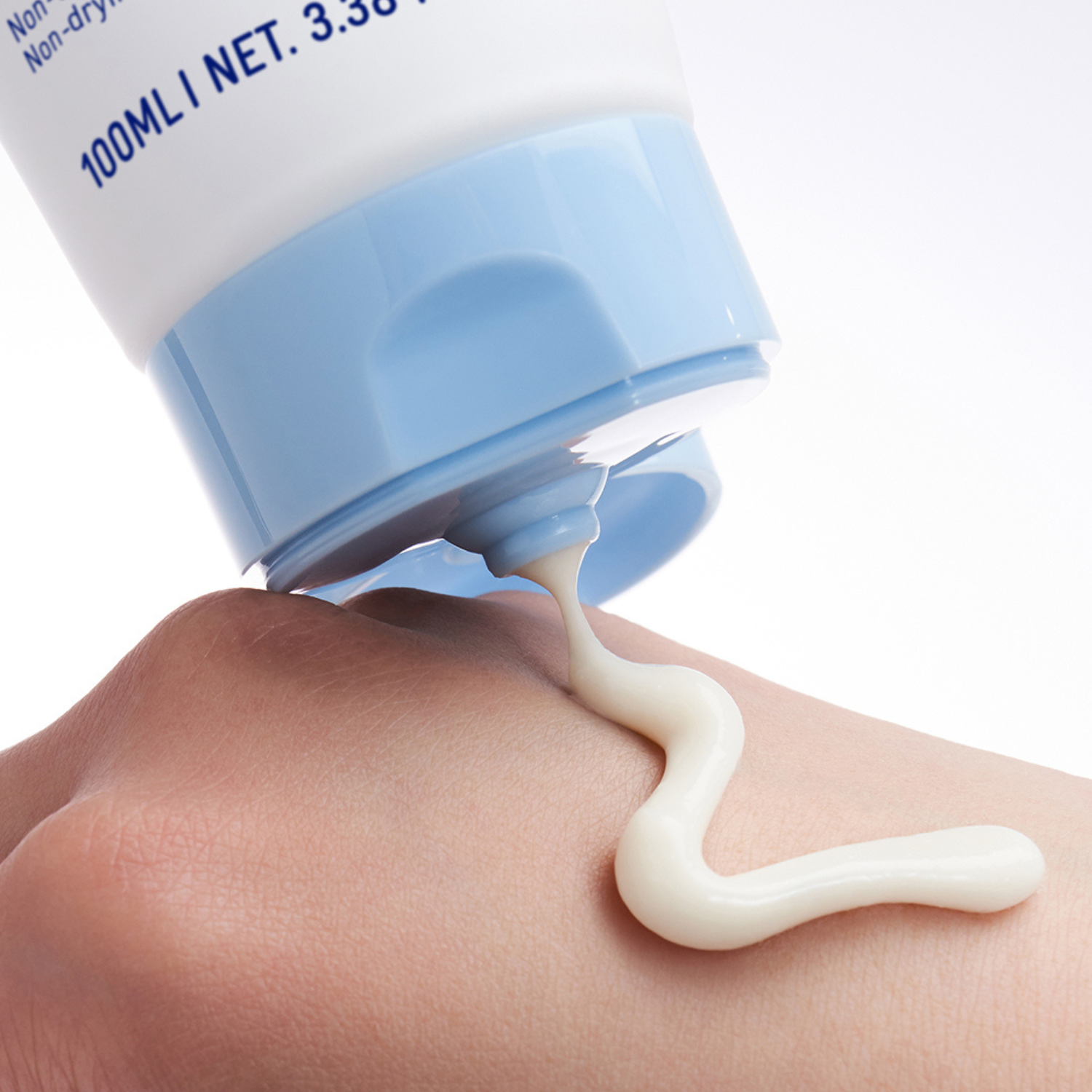 Bring Green Blue Bean B5-PDRN Mild Face Moisturizer in a 100ml jar, showcasing the light, hydrating cream for sensitive skin.