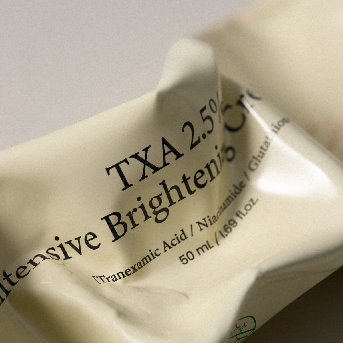 AXIS-Y TXA 2.5% Intensive Brightening Cream [50ml] | La Cosmetique