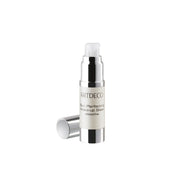 ARTDECO Skin Perfecting Make-Up Base face primer applied on skin, providing a smooth, flawless look for makeup application.