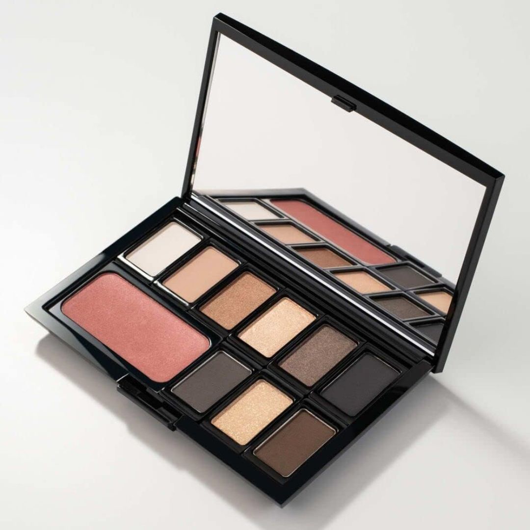 ARTDECO Beauty Box Magnum makeup tools set with various brushes and applicators in a sleek, organized storage box.