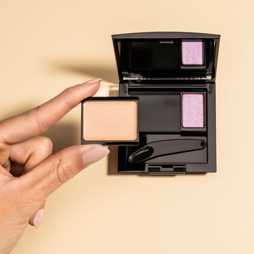 ARTDECO Beauty Box Trio makeup tools with three brushes featuring sleek handles and soft bristles for professional application.