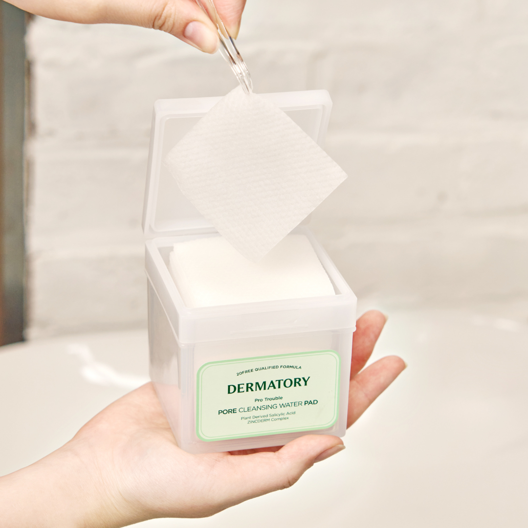 Dermatory Pro Trouble Pore Cleansing Water Pad, 70-pack, cleansing tissues for deep pore cleaning and skin refreshment.