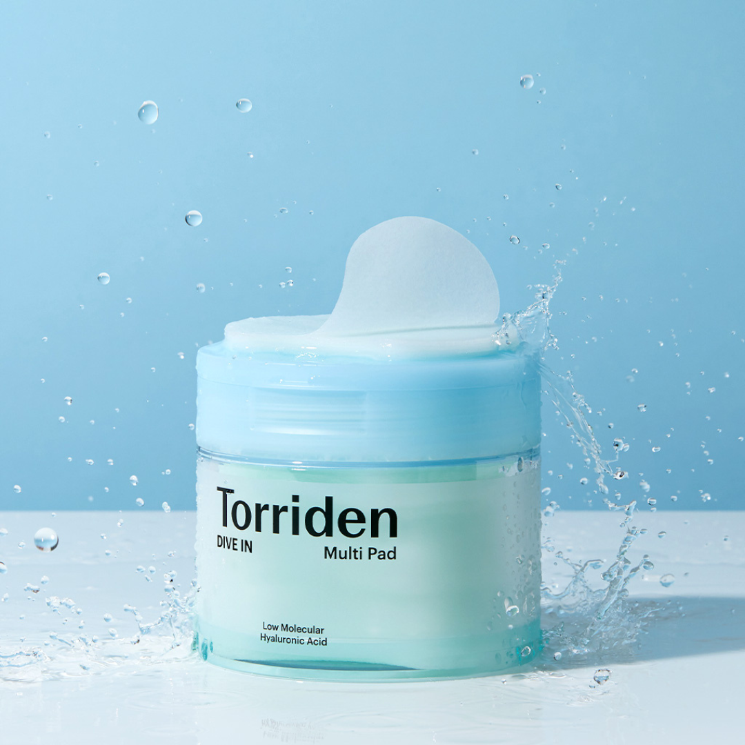 Torriden DIVE-IN Low Molecule Hyaluronic Acid multi-tone toner pads, 80 soft pads for hydrating skincare application.