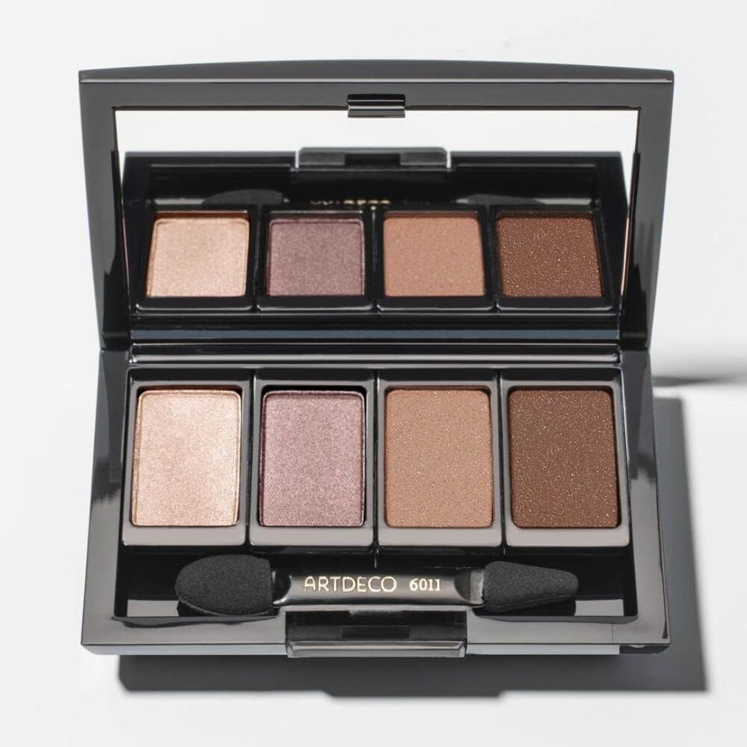 ARTDECO Beauty Box Quattro makeup tools with four eyeshadow shades in a compact palette.