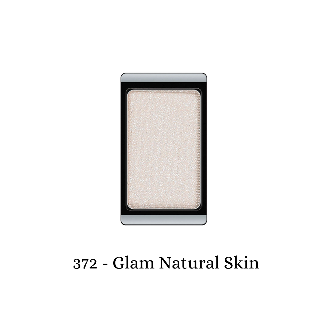 ARTDECO Eyeshadow Glam in natural skin tone, showing a close-up of the shimmering eyeshadow with a smooth, blended application.