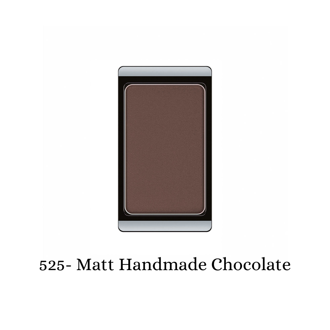 ARTDECO matte eyeshadow in handmade chocolate shade, showing a close-up of the smooth, pigmented powder in a compact.