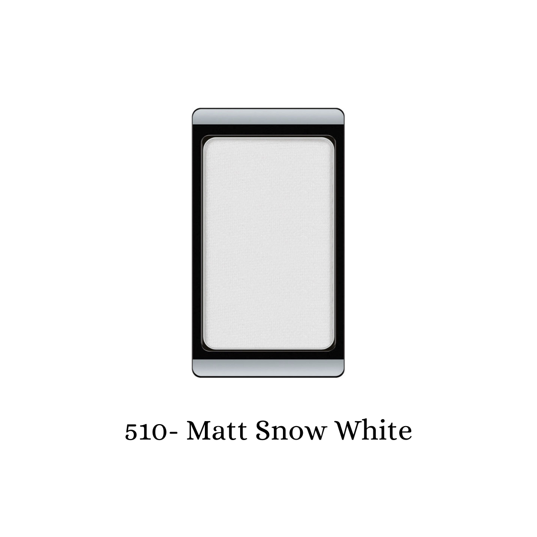 ARTDECO matte eyeshadow in snowy white, showcasing a smooth, pigmented powder eyeshadow with a matte finish.