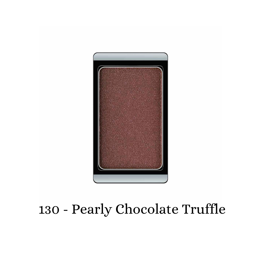 ARTDECO eyeshadow pearl in Pearly Chocolate Truffle with a shimmering, smooth eyeshadow pan featuring a rich, chocolatey color.