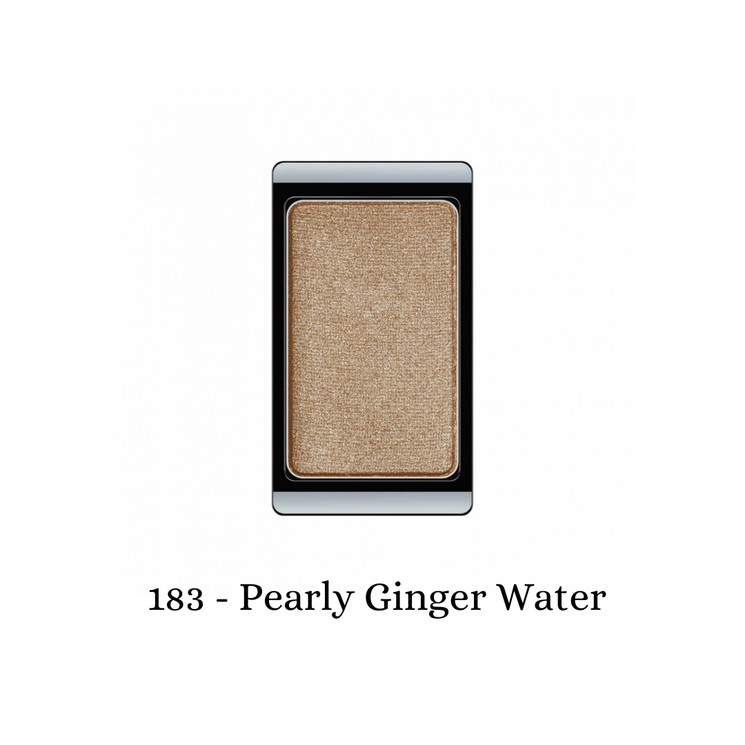 ARTDECO eyeshadow pearl in Pearly Ginger Water, showcasing a shimmering, peach-toned eyeshadow with a smooth, pearlescent finish.