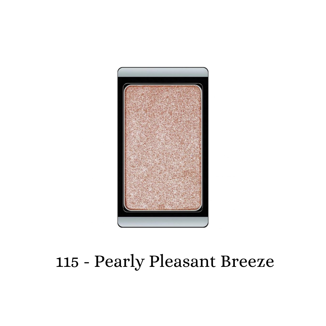 ARTDECO eyeshadow pearl in Pearly Pleasant Breeze with a shimmering, light pastel shade and smooth, blendable texture.