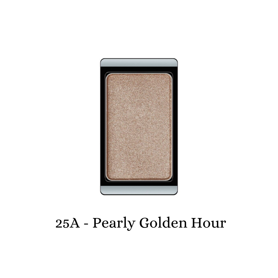 ARTDECO Eyeshadow Pearl in a pearly golden hue, showcasing its shimmering, smooth texture and compact packaging.