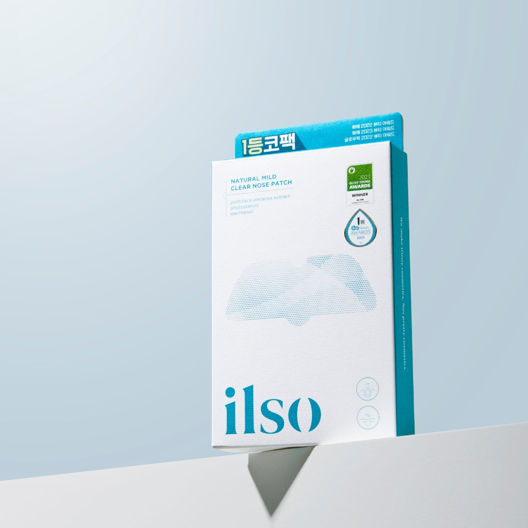 ILSO Natural Mild Clear Nose Patch applied on nose with visible transparency and skin-friendly adhesive for spot treatment.