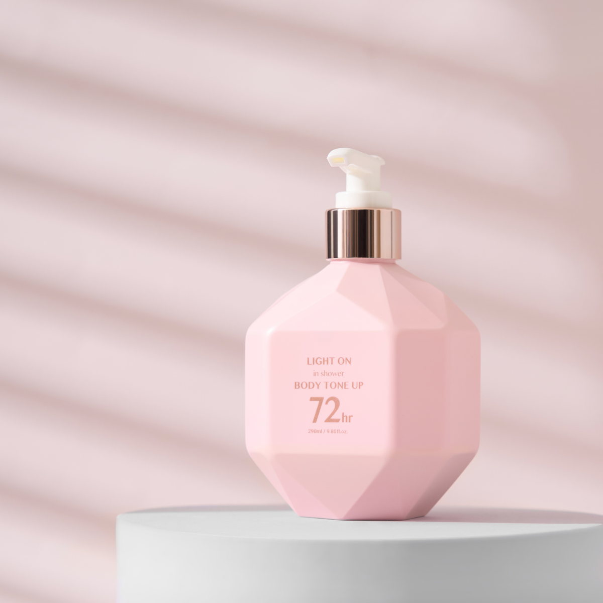 B.O.M LIGHT ON In Shower Body Tone Up 290ml | La Cosmetique