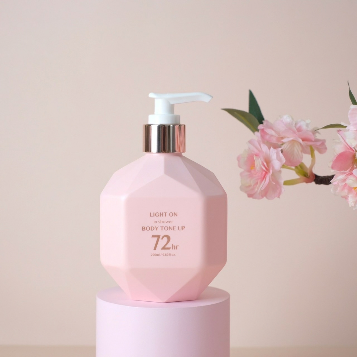 B.O.M LIGHT ON In Shower Body Tone Up 290ml | La Cosmetique