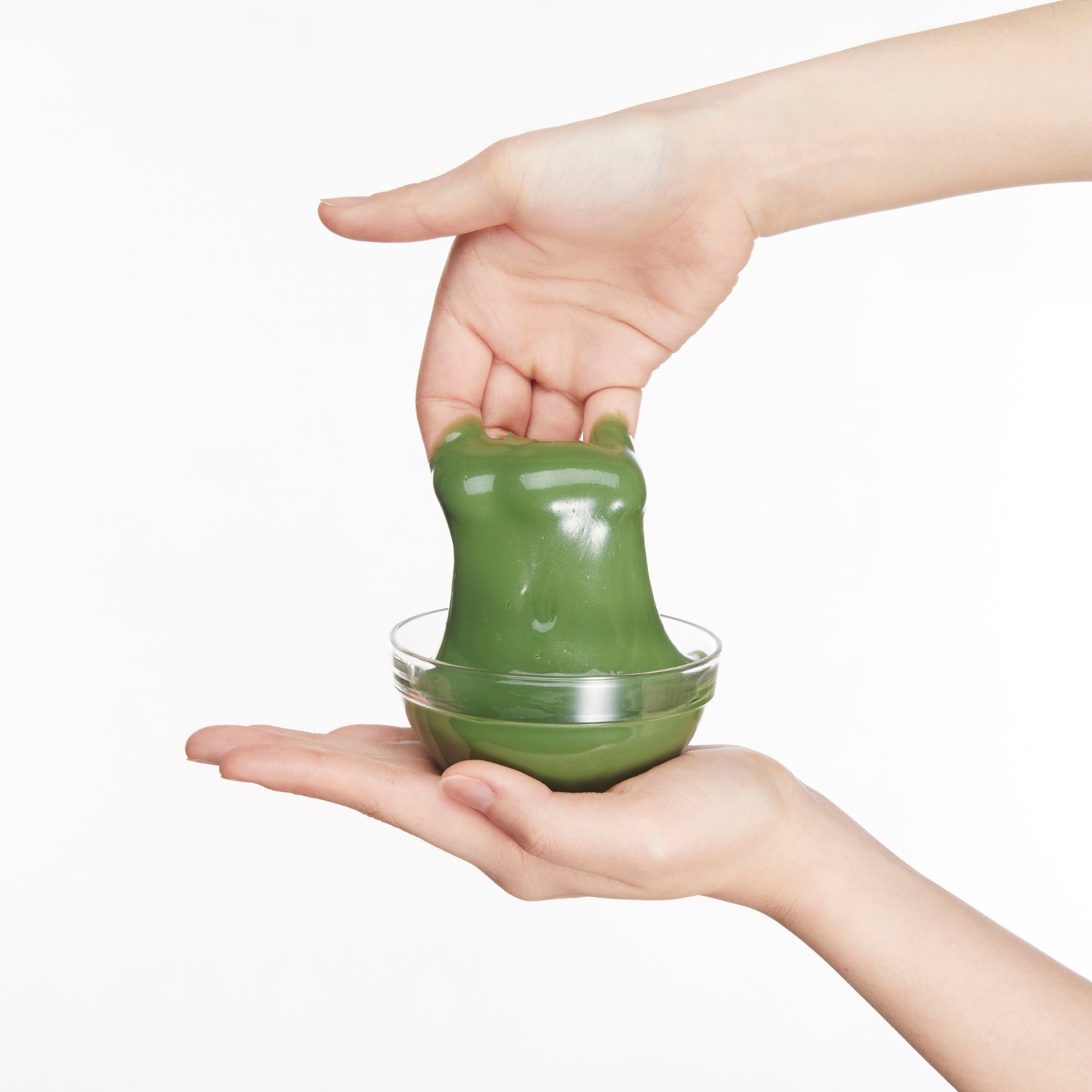 Green Cica Rose modeling mask set by MEDIPEEL+ showing a 1kg pack with green and rose-colored mask powder.